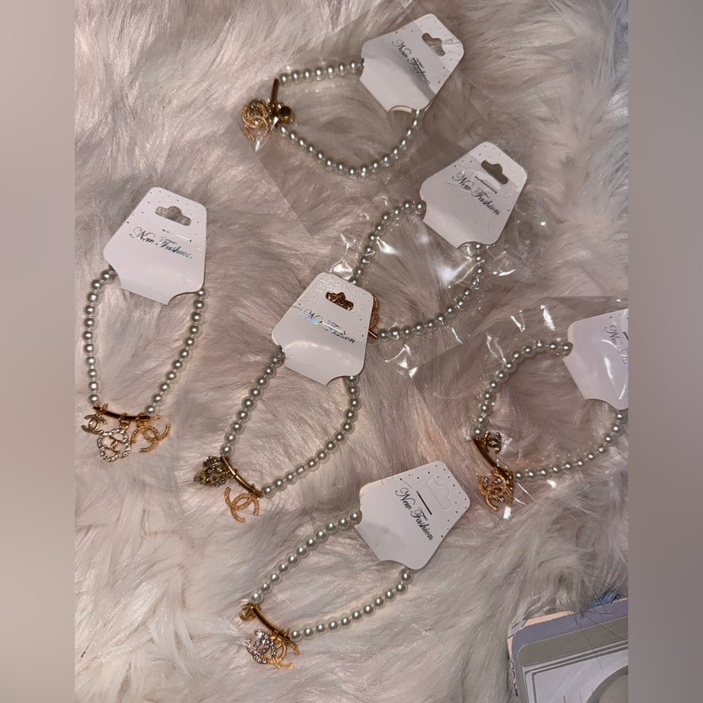 6 pairs Elegant Pearl Charm Bracelet